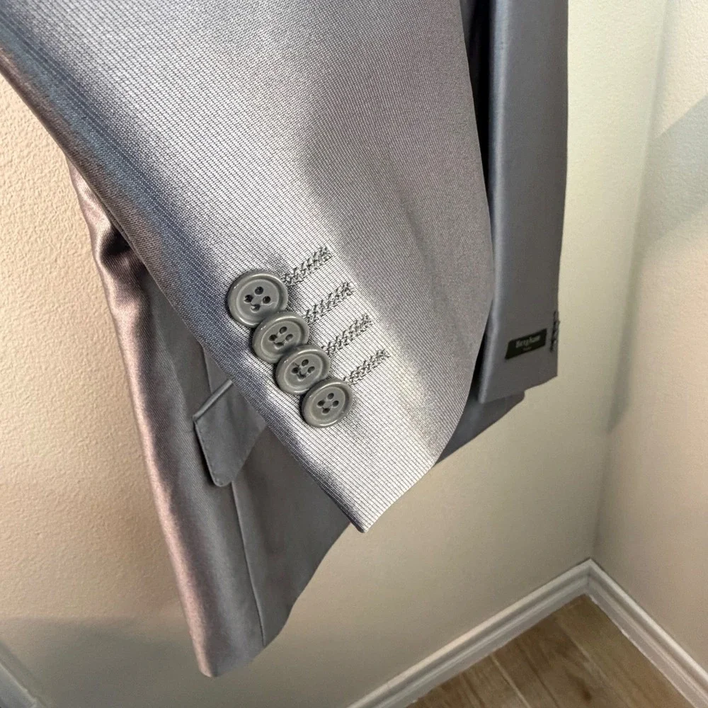 Bergham Taylor Made in Italy Metallic Silver Suit Set Blazer & Dress Slacks  NWT